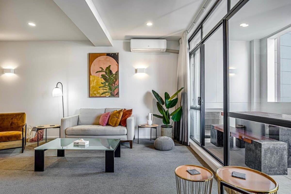 Spacious Character Apartment Оукланд Екстериор снимка